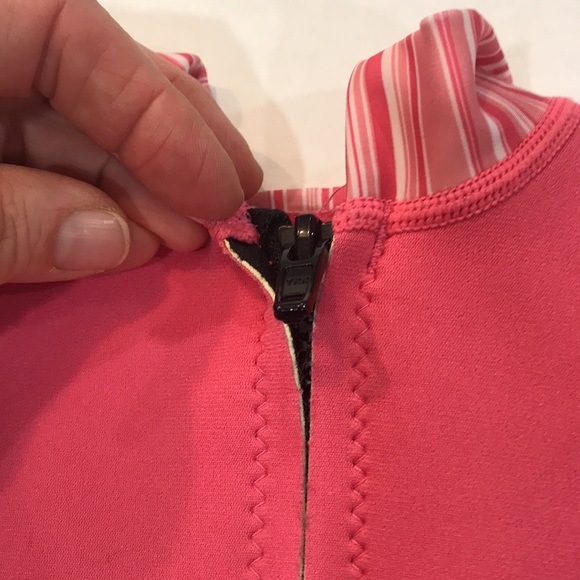 Girls Splash About Wet suit in pink. UPF 50+ sun protection. Size XL - Picture 9 of 9